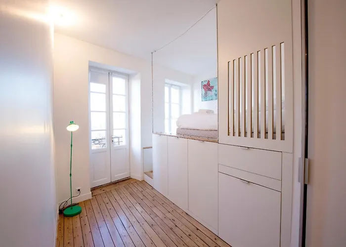 Place Saint Michel בורדו